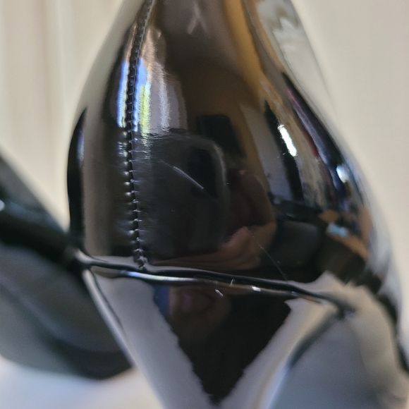 Marco Republic "Rome" pumps, size 8, black patent vegan leather, comfort sole - Picture 6 of 13